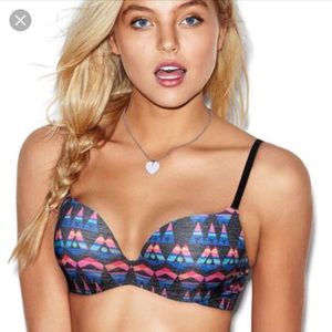 New Victoria’s Secret PINK Campus Light Push-Up Bra - 32A - Aztec
